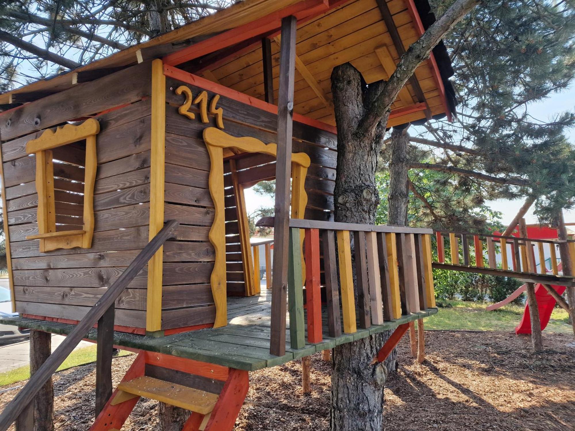 Hotel Podroznik Koszuty Esterno foto