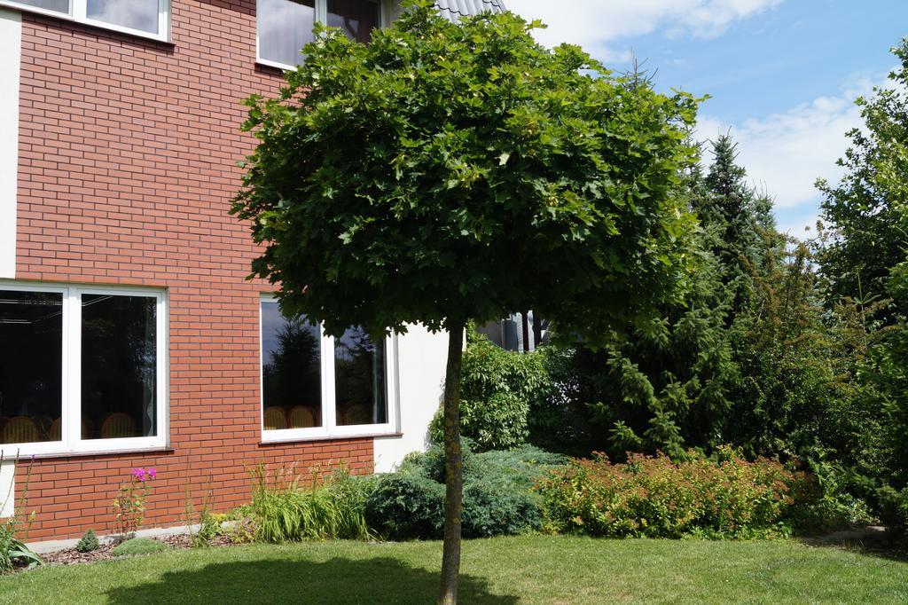 Hotel Podroznik Koszuty Esterno foto